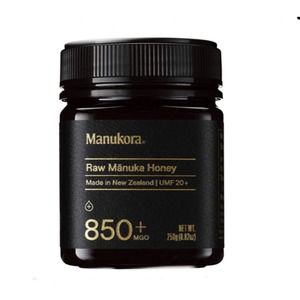 Manukora. Raw Mänuka Honey Made in New Zealand | UMF 20+